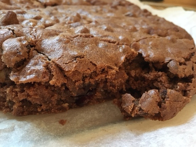 Tag en bid af Det Gode Liv - spis af Livja kagen