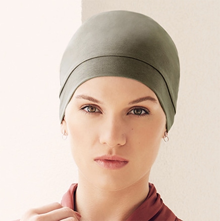 Olivenfarvet Laura hue fra Viva Headwear