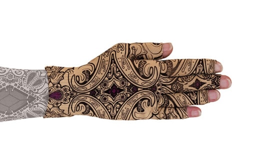 Audrey Beige kompressionshandske med fingre fra LympheDIVAs