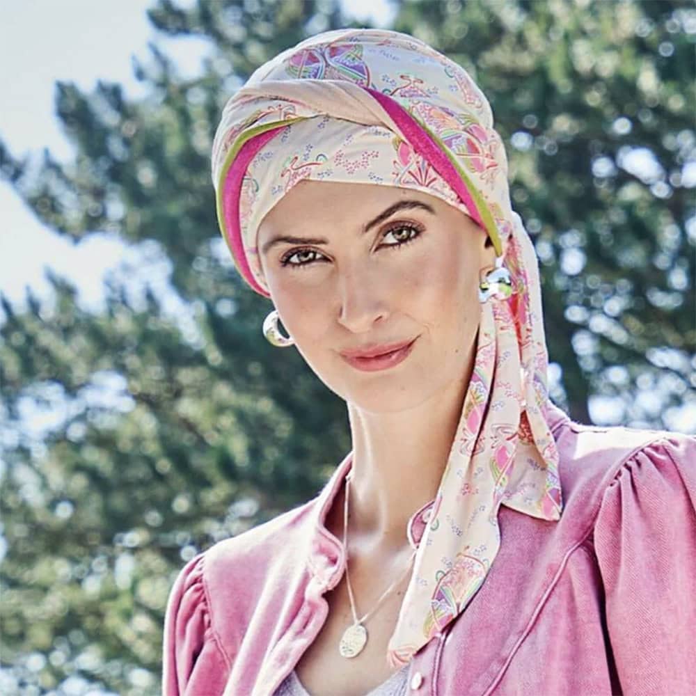 Beatrice tørklæde i designet Crocus Kaleidos