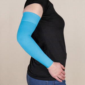 Blåt kompressionsærme fra LympheDIVAs