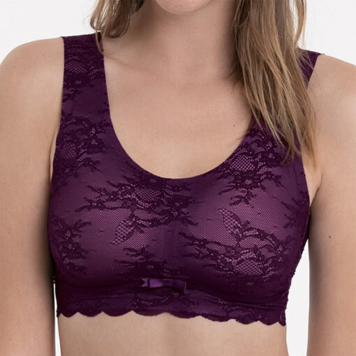 Lækker Essential Lace BH med tyndt indlæg - fra Anita